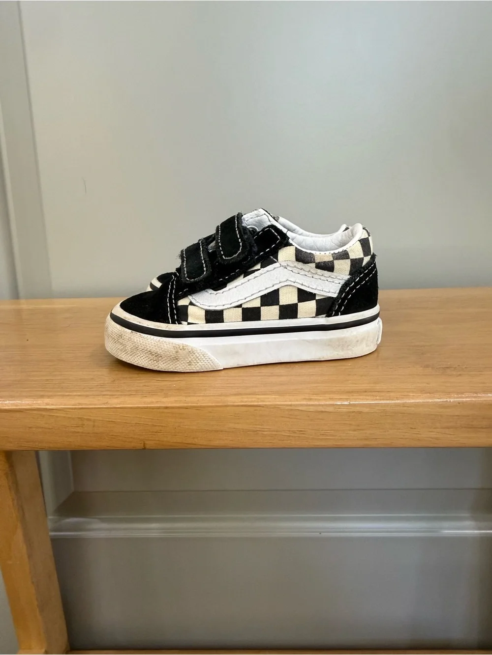 Toddler Black and Cream Checkerboard Slip-On Old Skool Vans with Velcro Straps